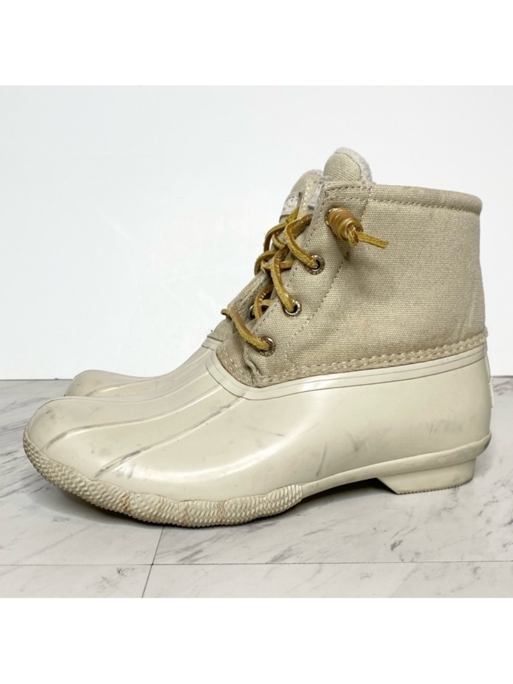 Sperry Saltwater Neutral Duck Boot 6 1/2